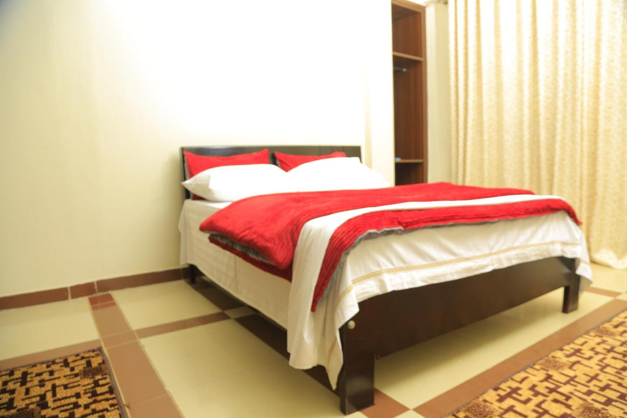 Airport Hotel عنتيبي المظهر الخارجي الصورة